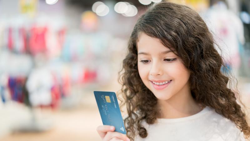 bizwomengirlcreditcard-800xx7952-4492-0-152.jpg bizwomengirlcreditcard-800xx7952-4492-0-152.jpg