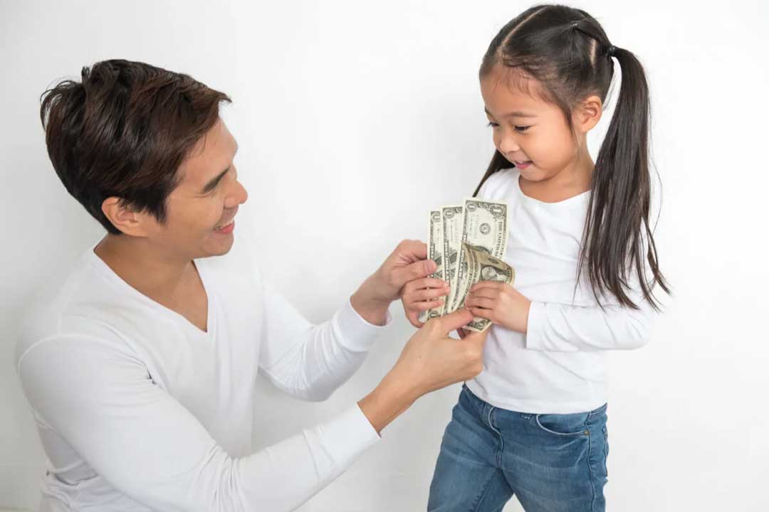 درخواست پول از والدین