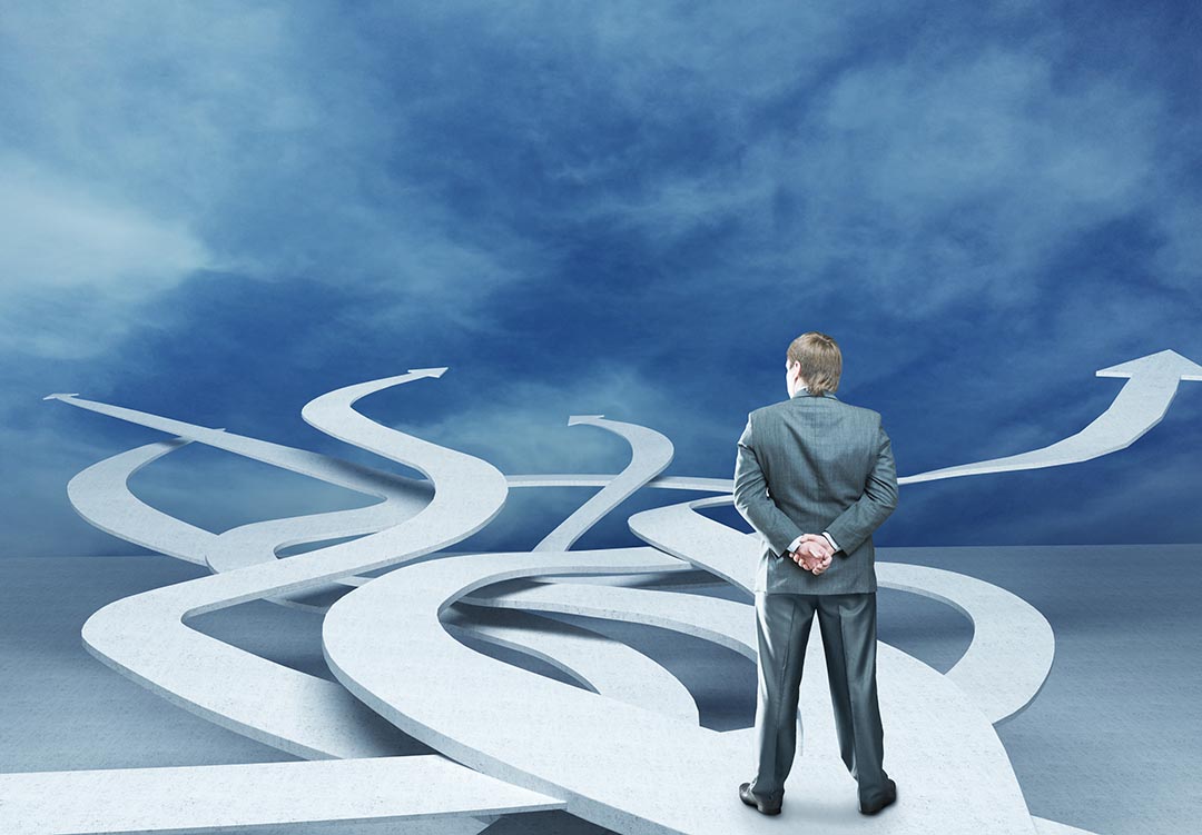 businessman-is-choosing-right-way-1080.jpg businessman-is-choosing-right-way-1080.jpg